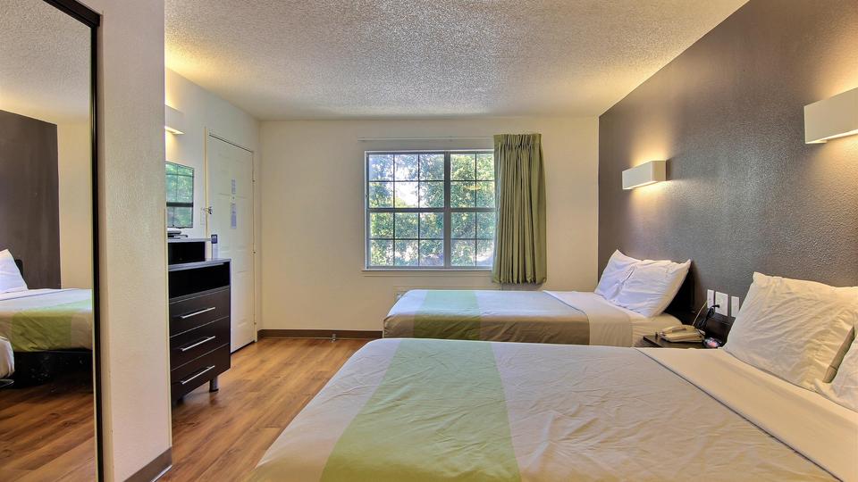 Studio 6 Austin Northwest $82 ($̶1̶7̶6̶). Austin Hotel Deals & Reviews