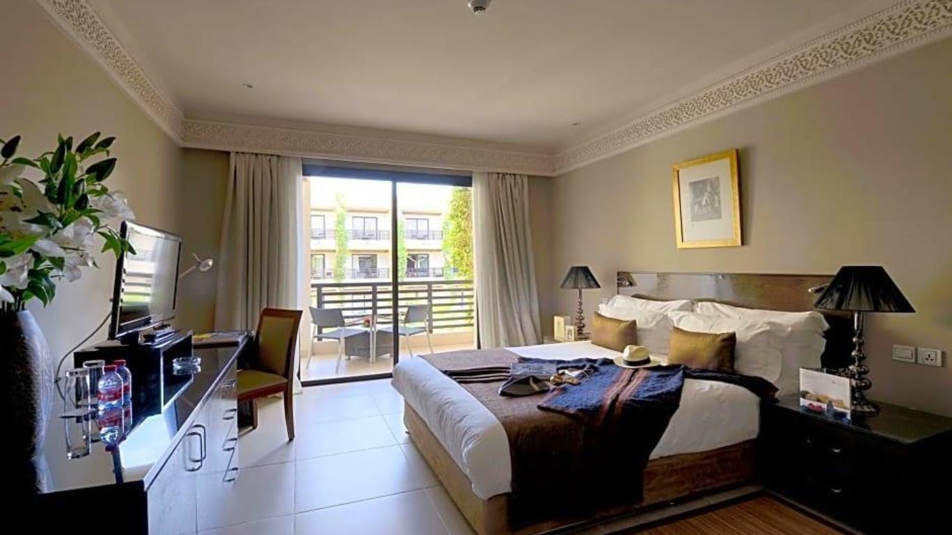 OYO Hotel Shenandoah Woodlands Mall