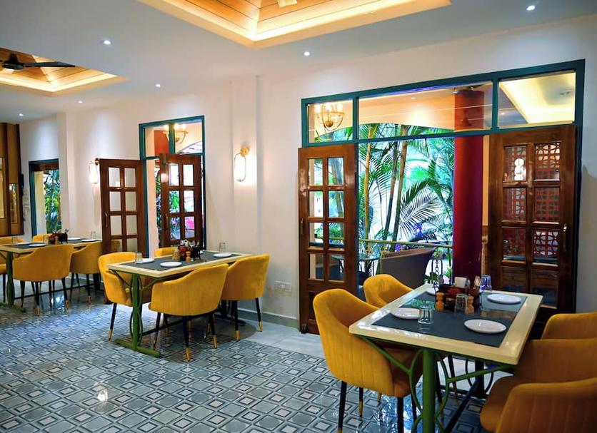 Restaurant Photo