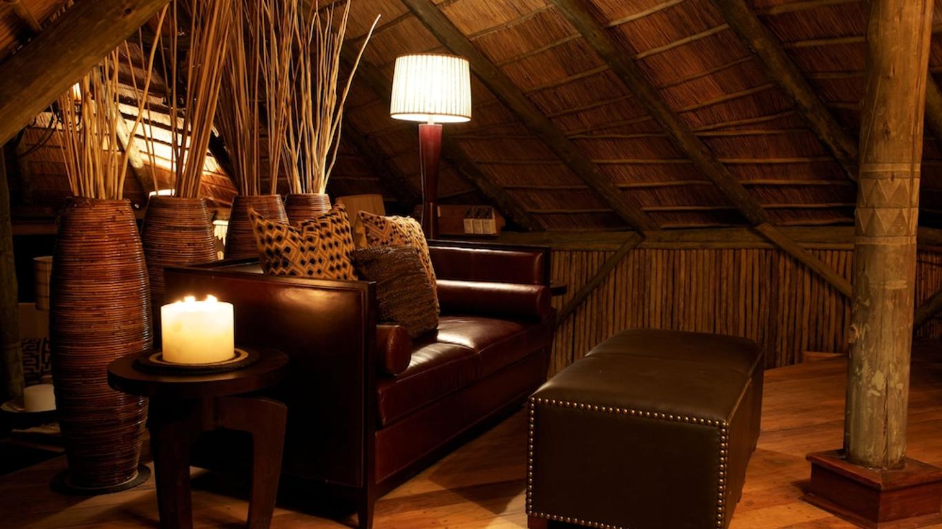 Serena Mivumo River Lodge