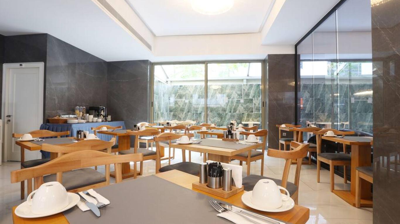Riva Hotel Alsancak