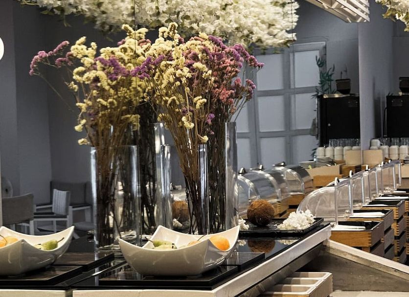 Buffet Photo