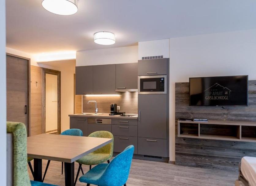 Kitchen Photo