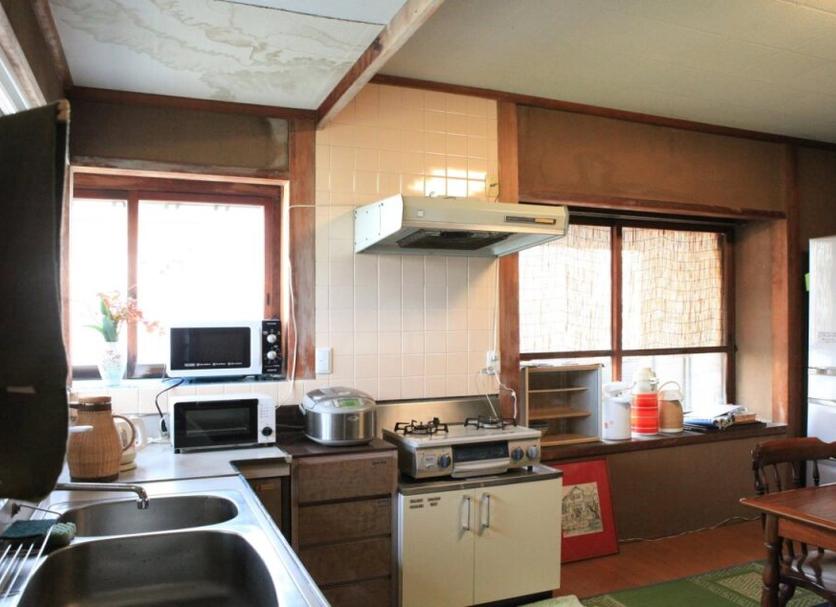 Kitchen Photo