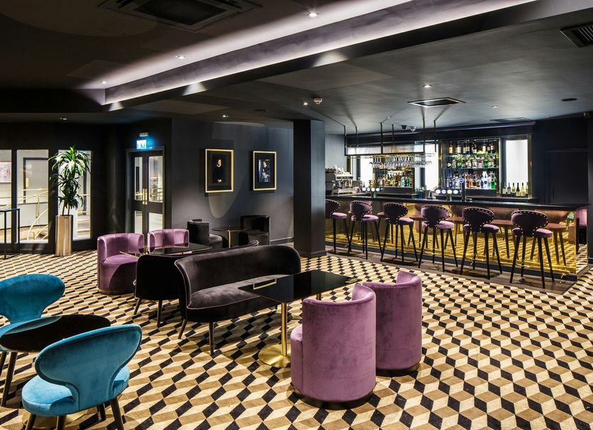 Bar Photo
