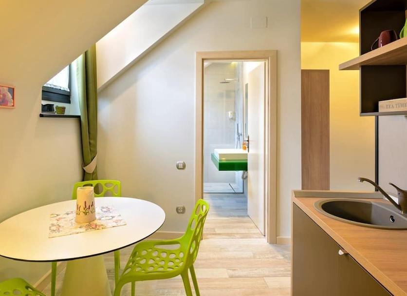Dining room Photo