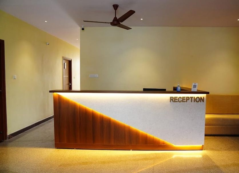 Front desk Photo