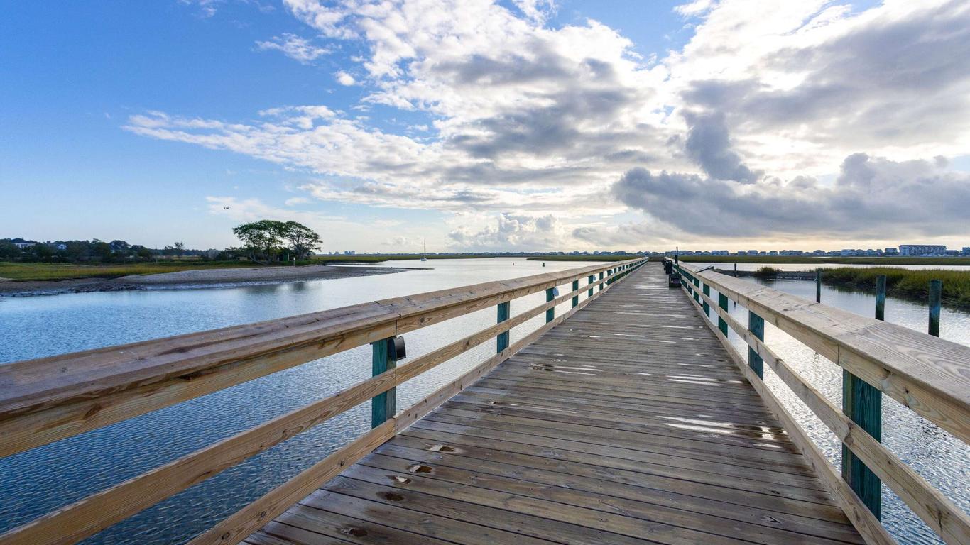 Sea Mystique Murrells Inlet a Ramada by Wyndham
