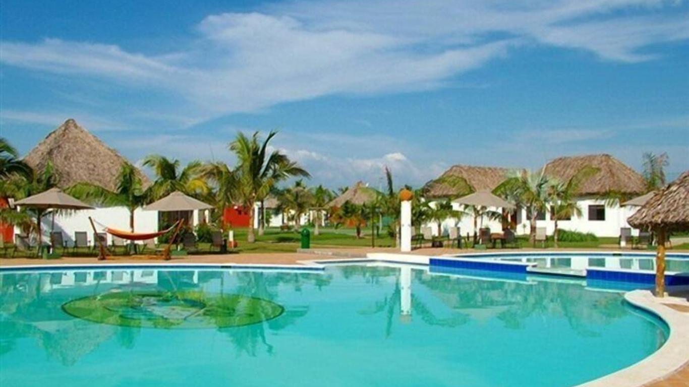 Hotel Las Hojas Resort & Beach Club