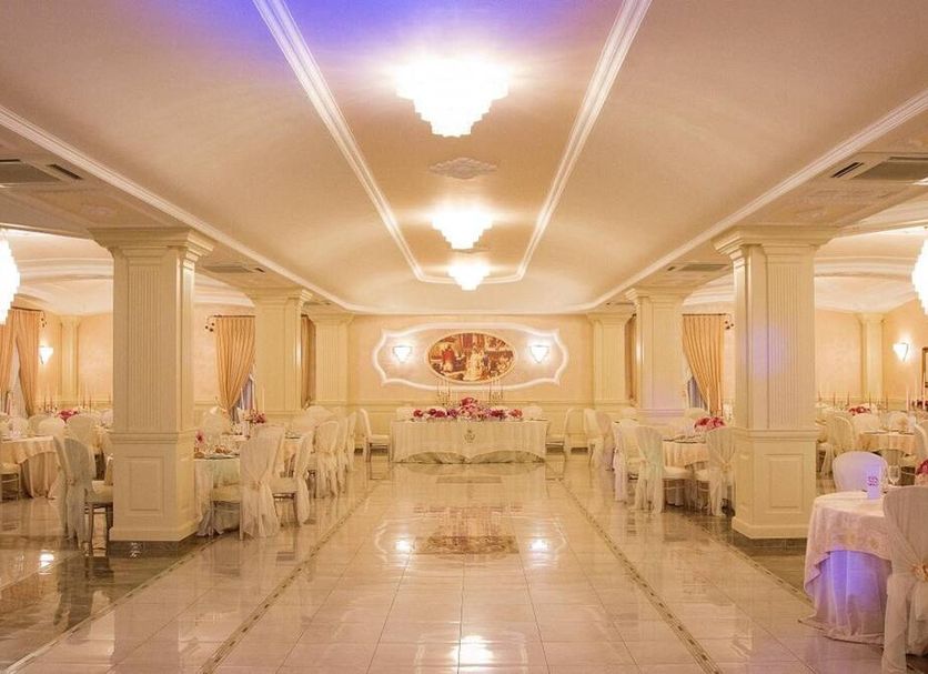 Banquet hall Photo