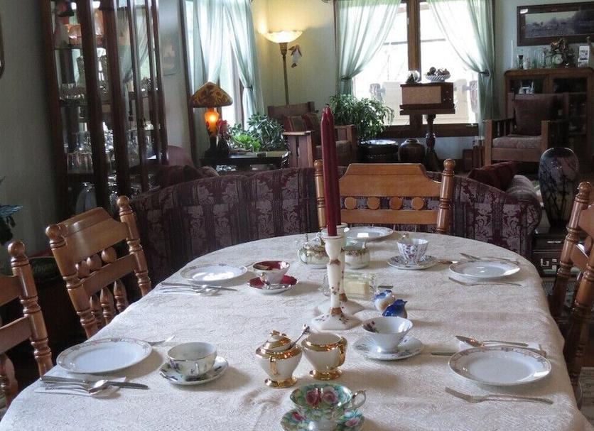 Dining room Photo