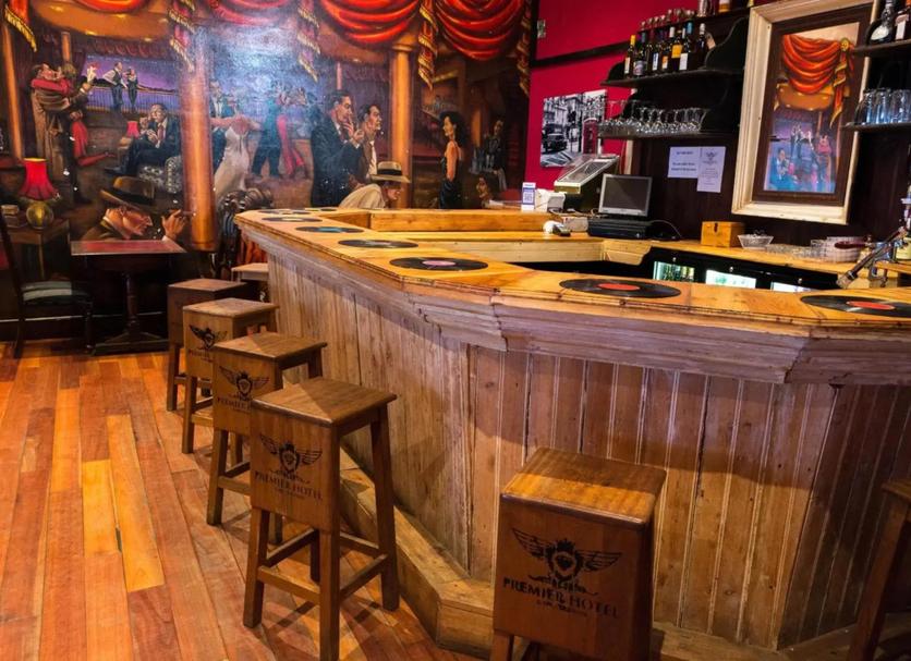 Bar Photo