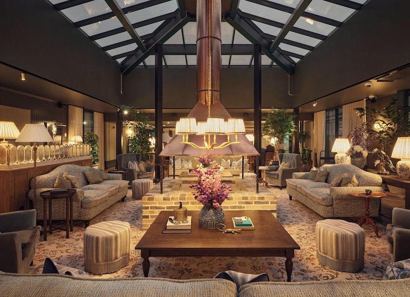 Lounge Photo