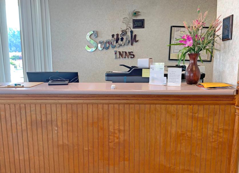 Front desk Photo