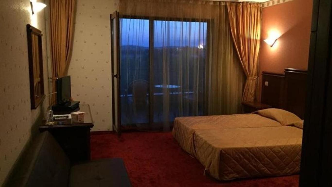 Boliari Hotel