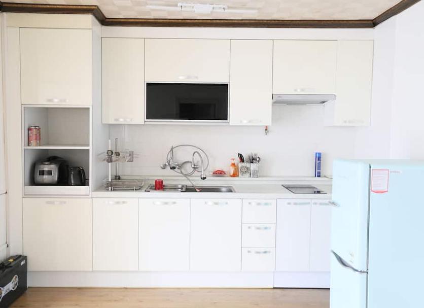 Kitchen Photo