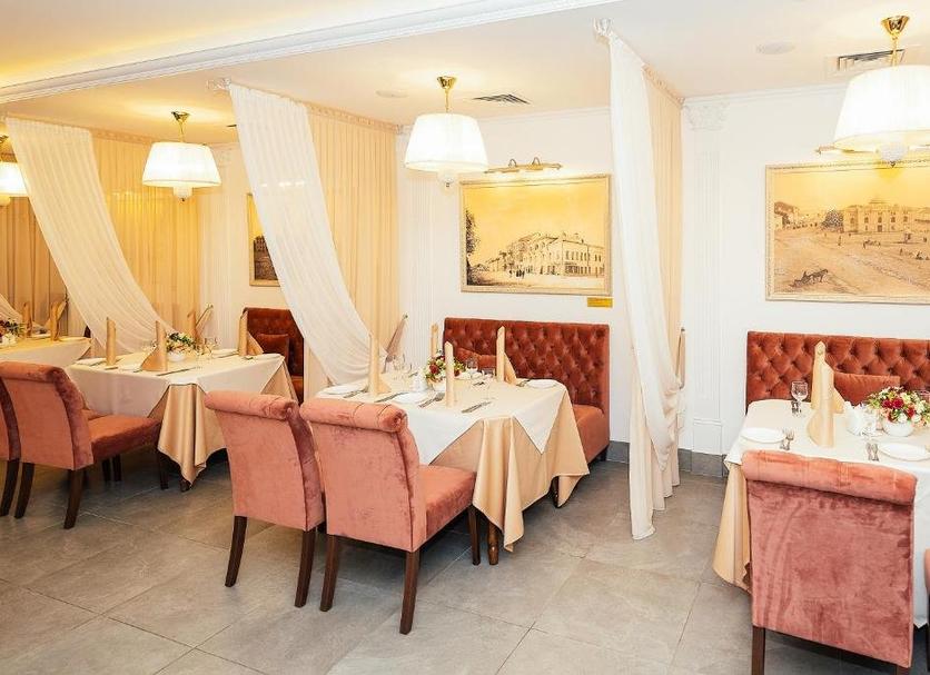 Restaurant Photo