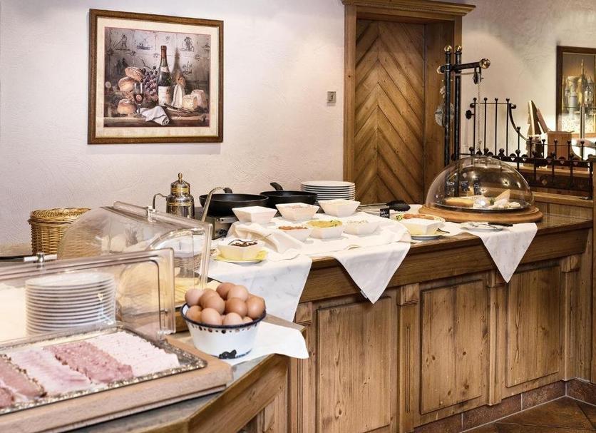 Buffet Photo