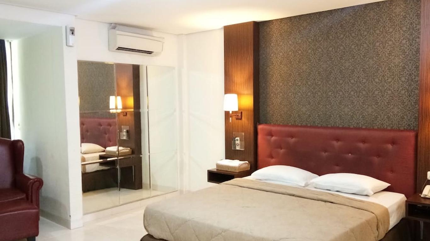 C'One Hotel Cempaka Putih