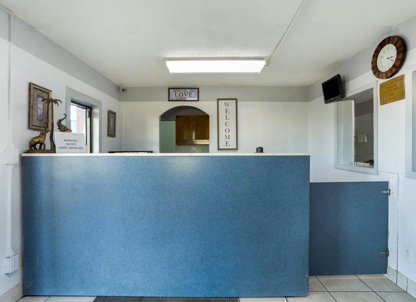Front desk Photo