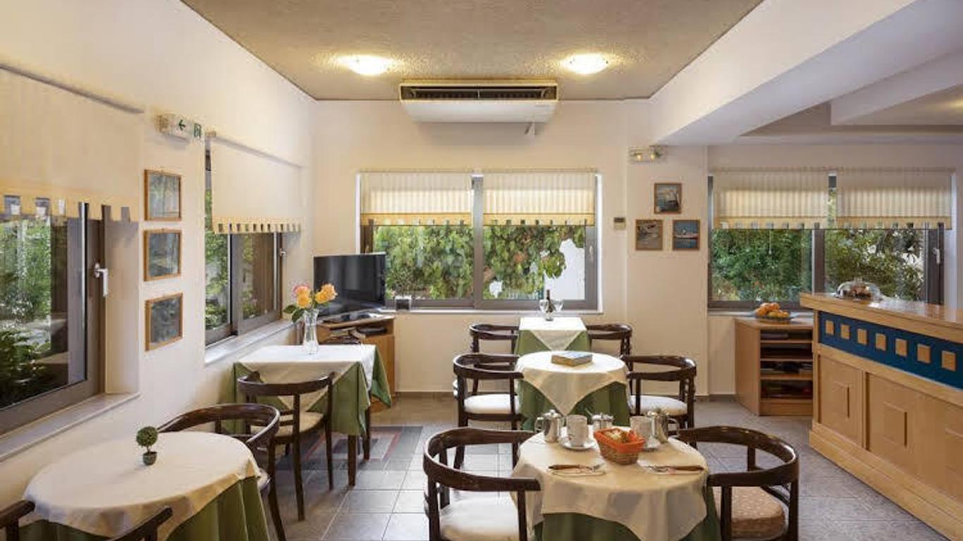 Rea Hotel