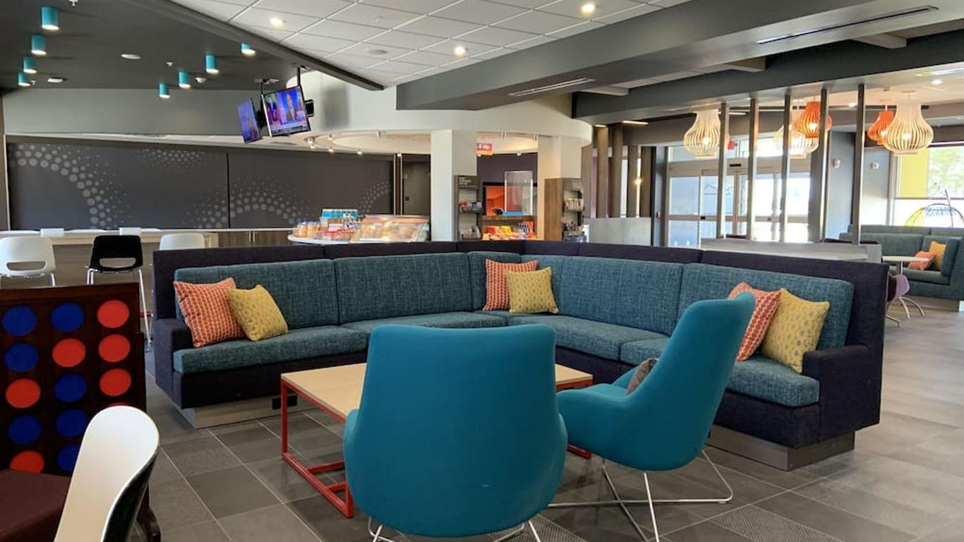 Tru by Hilton Waco South
