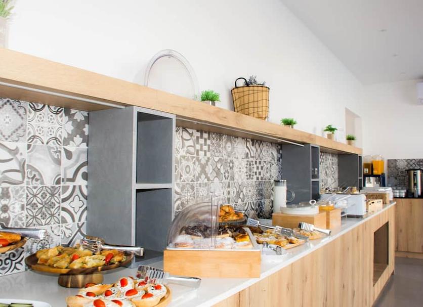 Buffet Photo