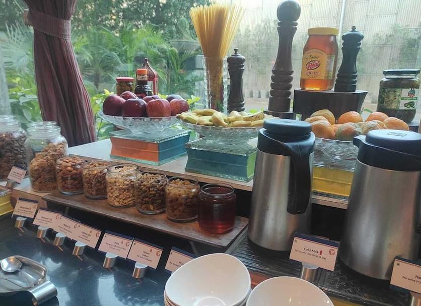 Buffet Photo