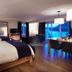 Auberge du Lac-a-l'Eau-Claire in Saint-Alexis-des-Monts with twin beds and a lake-view dining area