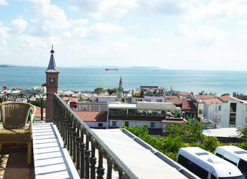 Balcony Photo