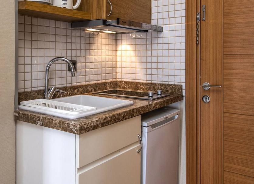 Kitchen Photo