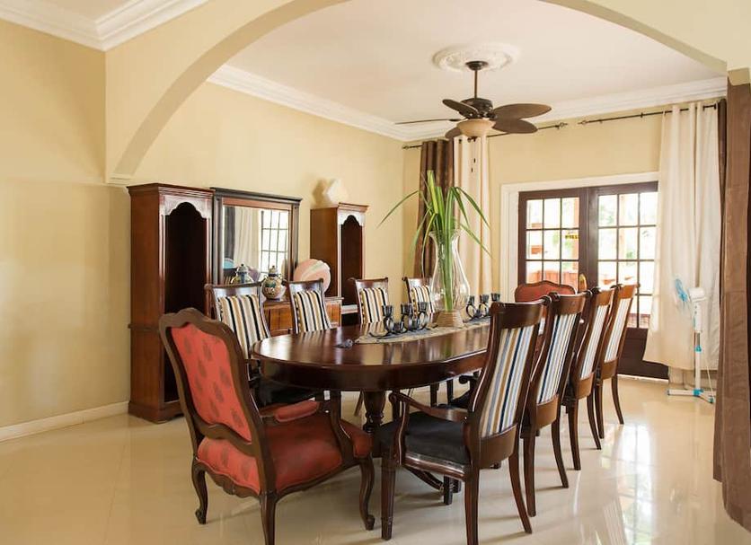 Dining room Photo