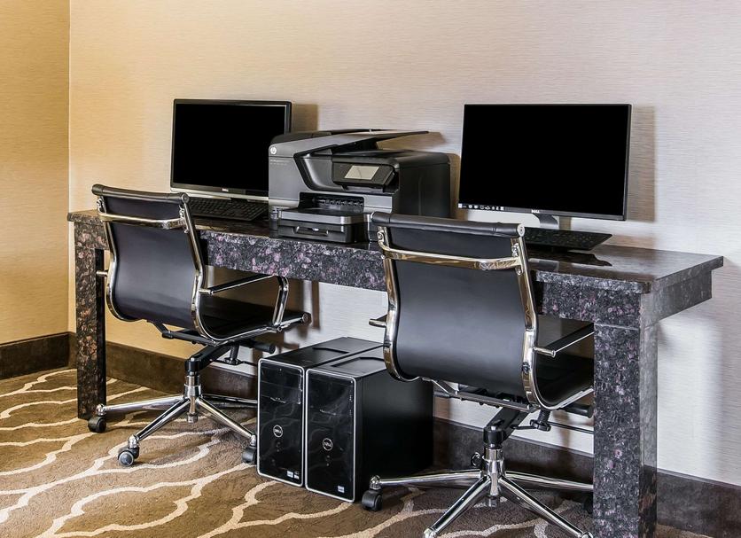 Business center Photo