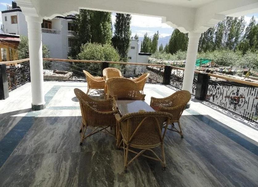 Balcony Photo
