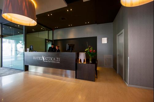 Attica 21 Barcelona Mar - Barcelona - Front desk