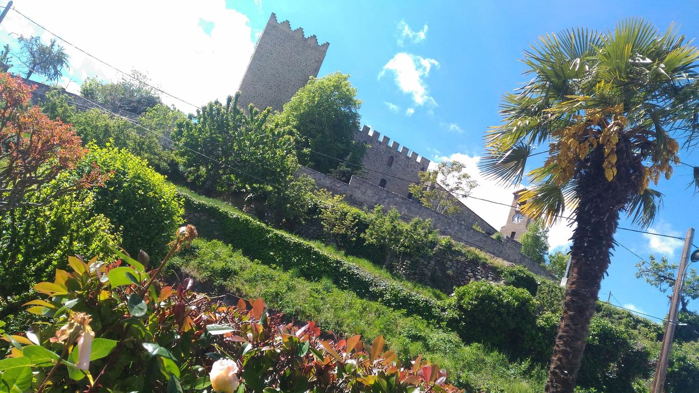 Au Pied du Canigou