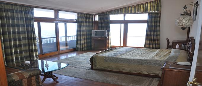 Hotel Blossom - Shimla - Bedroom