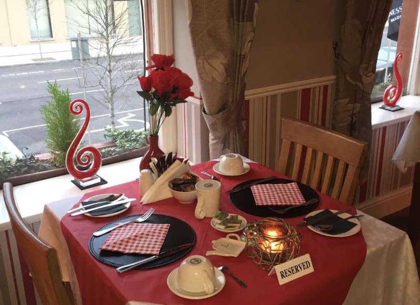 Dining room Photo