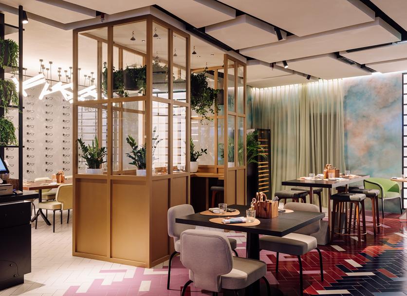 Restaurant Photo