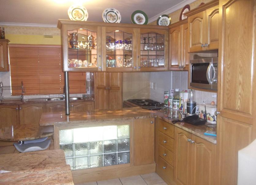 Kitchen Photo
