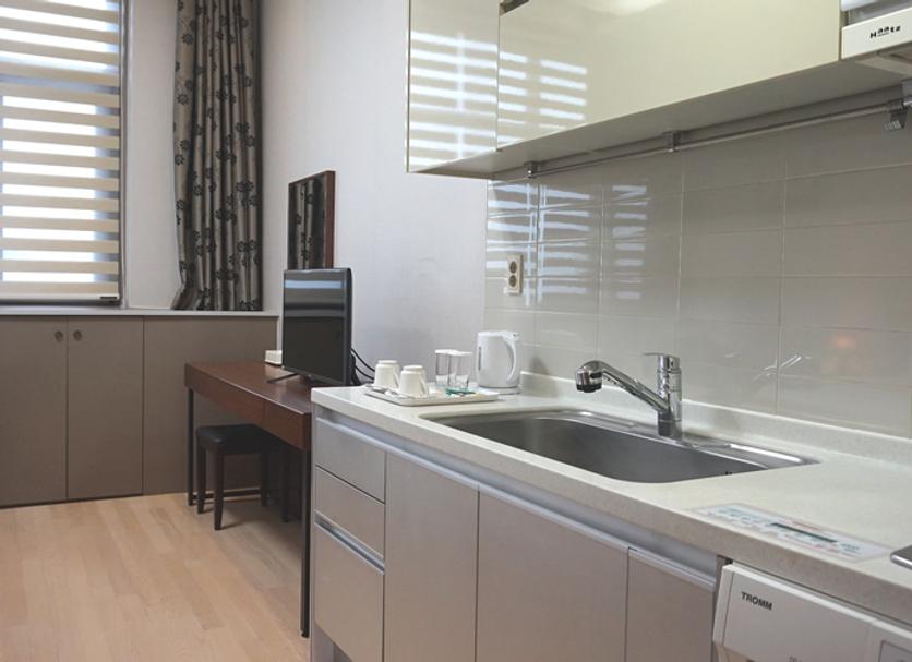 Kitchen Photo