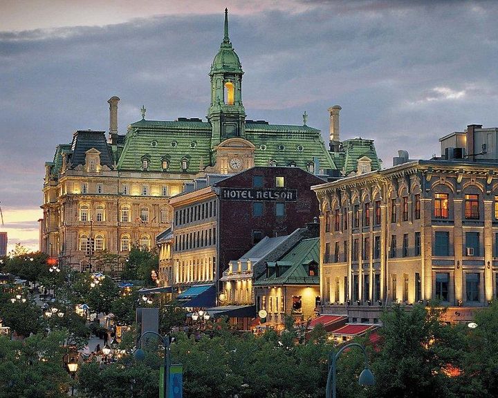 Montreal Marriott Chateau Champlain 186 Montreal Hotel Deals Reviews Kayak