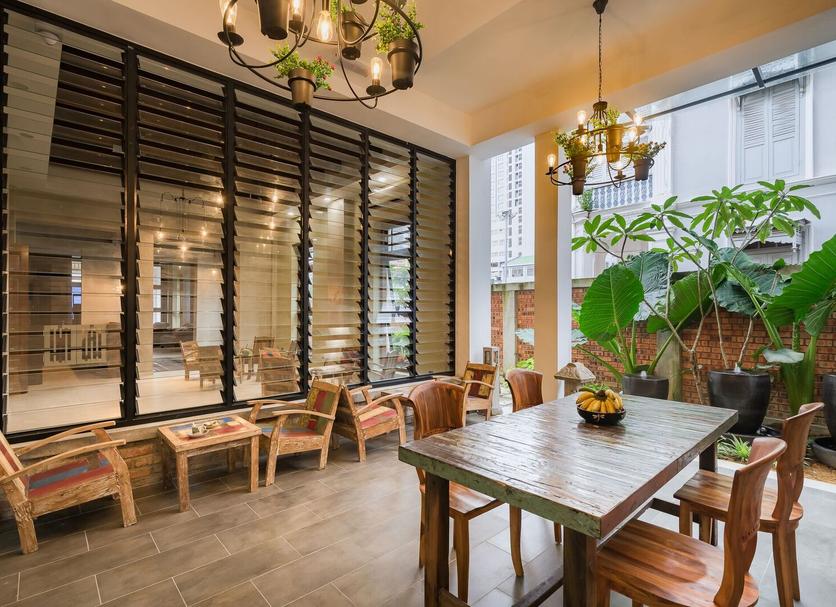 Restaurant Photo
