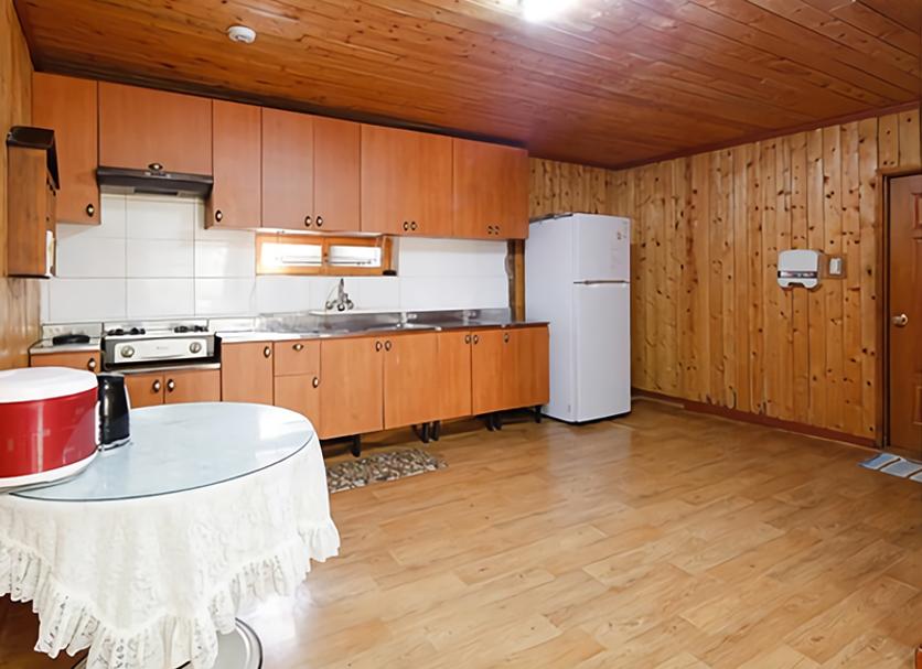 Kitchen Photo