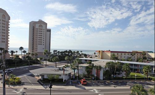 Clearwater Beach Hotel Suites - Clearwater Beach - Destination