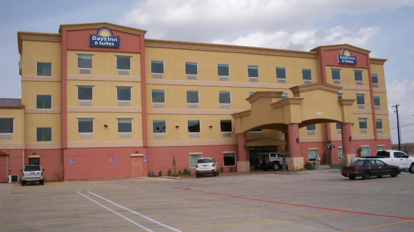Robinson Inn And Suites