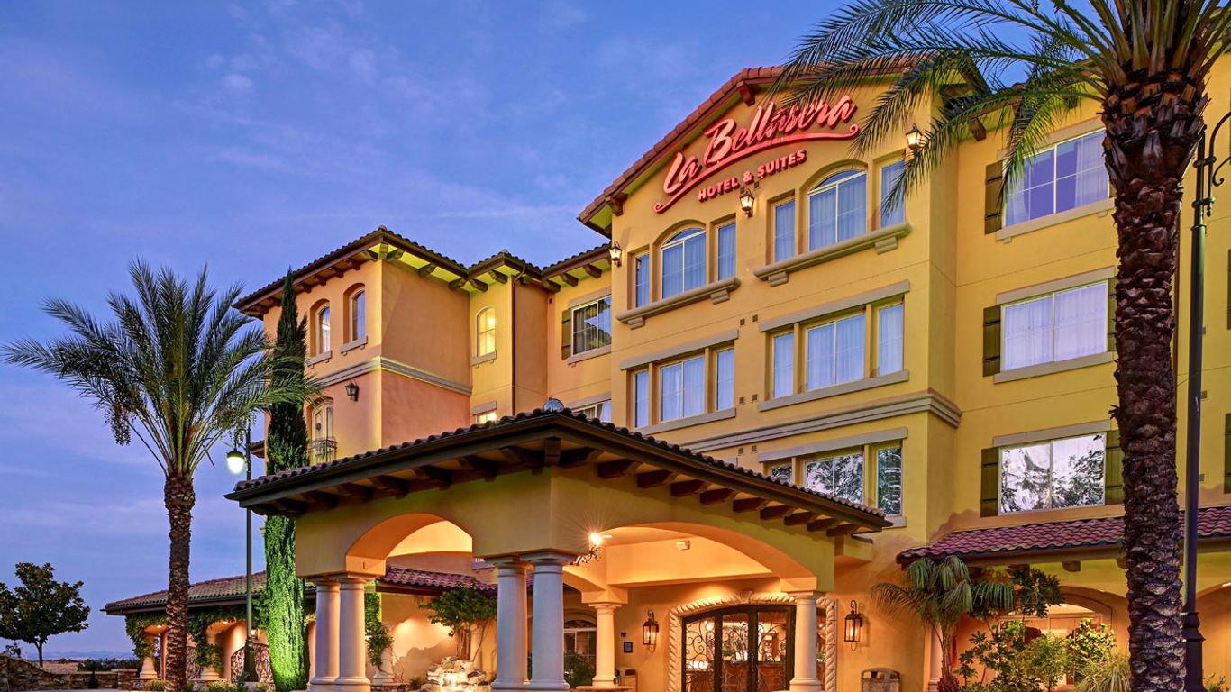 La Bellasera Hotel & Suites from $166. Paso Robles Hotel Deals