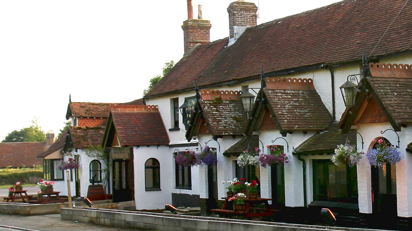 The May Garland Inn
