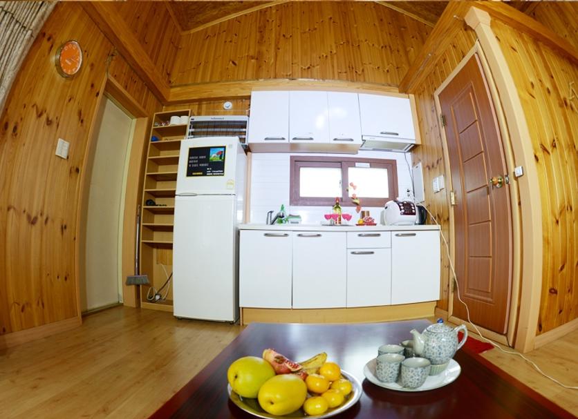 Kitchen Photo