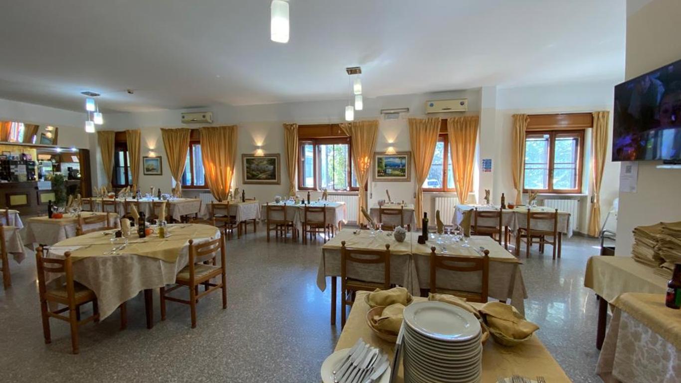 Hotel Paradiso